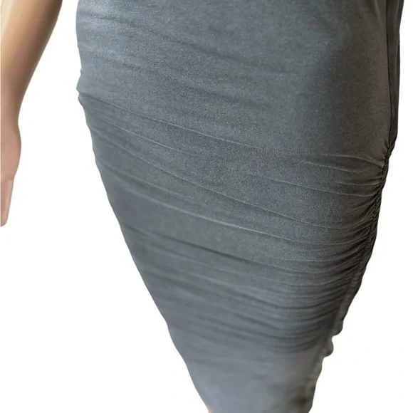 James Perse grey v neck fitted midi dress with ruched sides - Picture 5 of 7